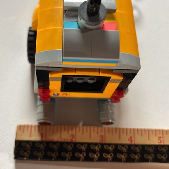 LEGO Hidden Side Paranormal Intercept Bus 3000 70423 Augmented Reality (AR) - Picture 9 of 14